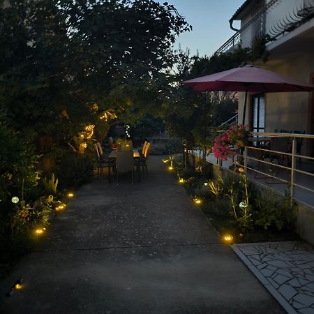 Apartmani Jadranka Vodice Exterior foto
