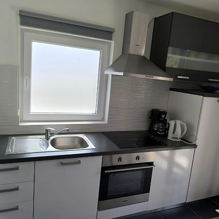 Apartmani Jadranka Vodice Cameră foto